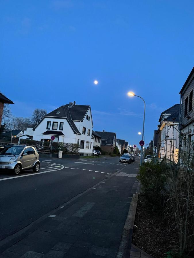 Comfortable Shared Apartment With Private Room In Wesseling Exterior photo
