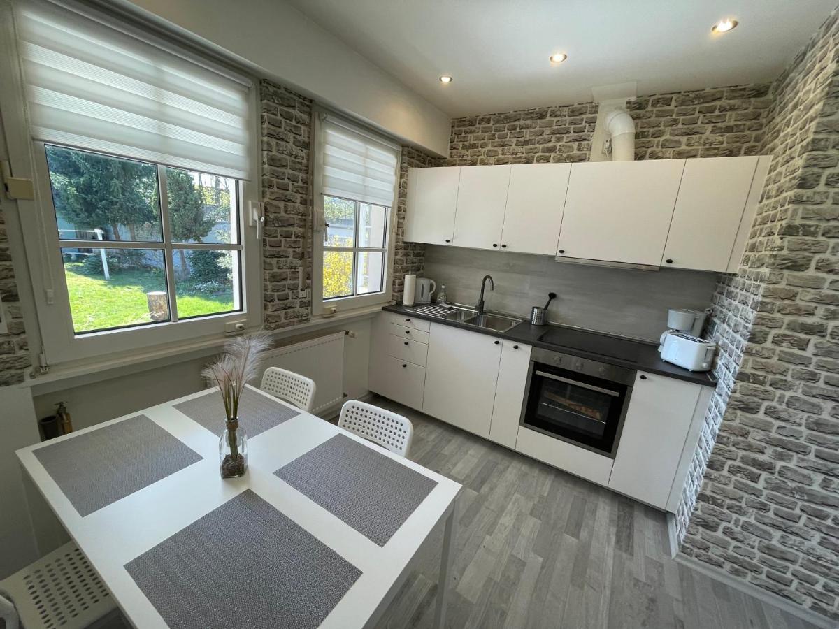 Comfortable Shared Apartment With Private Room In Wesseling Exterior photo
