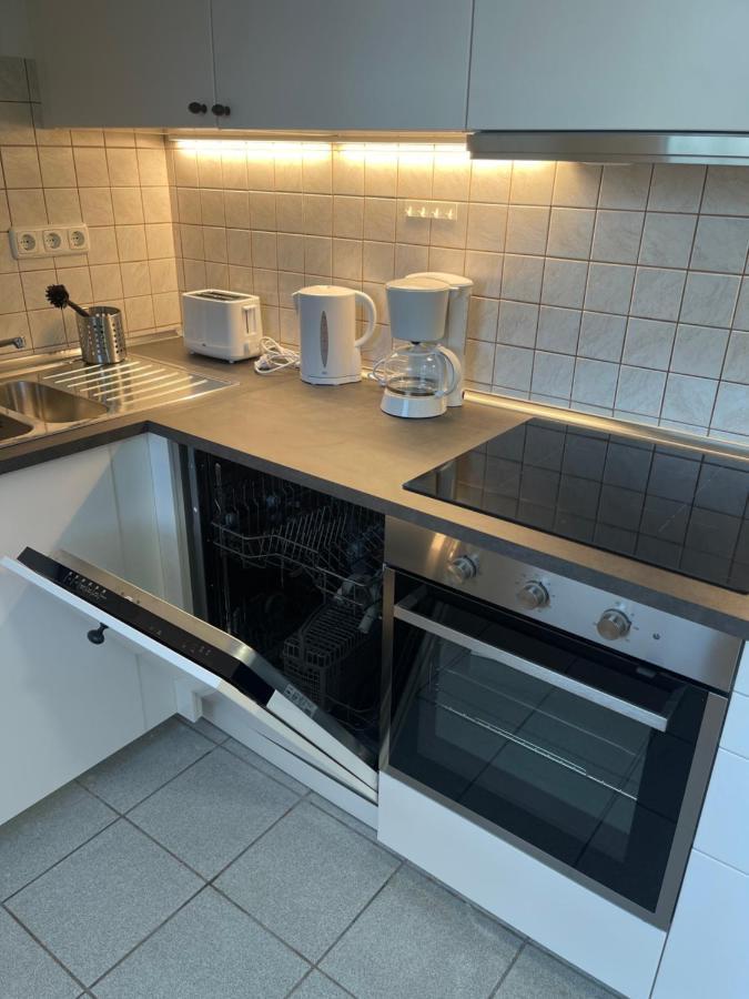 Comfortable Shared Apartment With Private Room In Wesseling Exterior photo