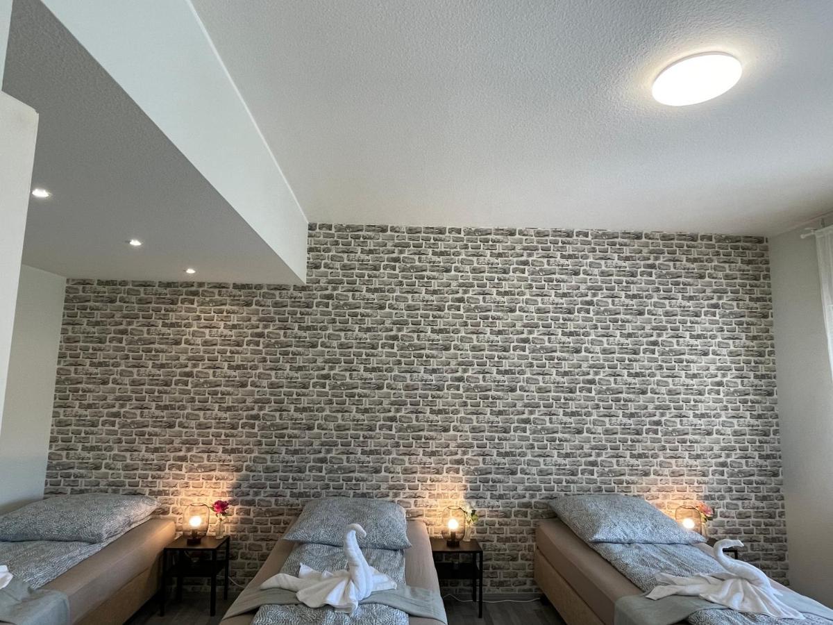 Comfortable Shared Apartment With Private Room In Wesseling Exterior photo