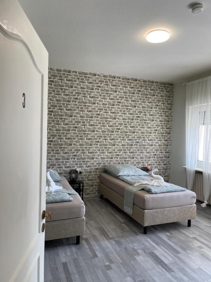 Comfortable Shared Apartment With Private Room In Wesseling Exterior photo