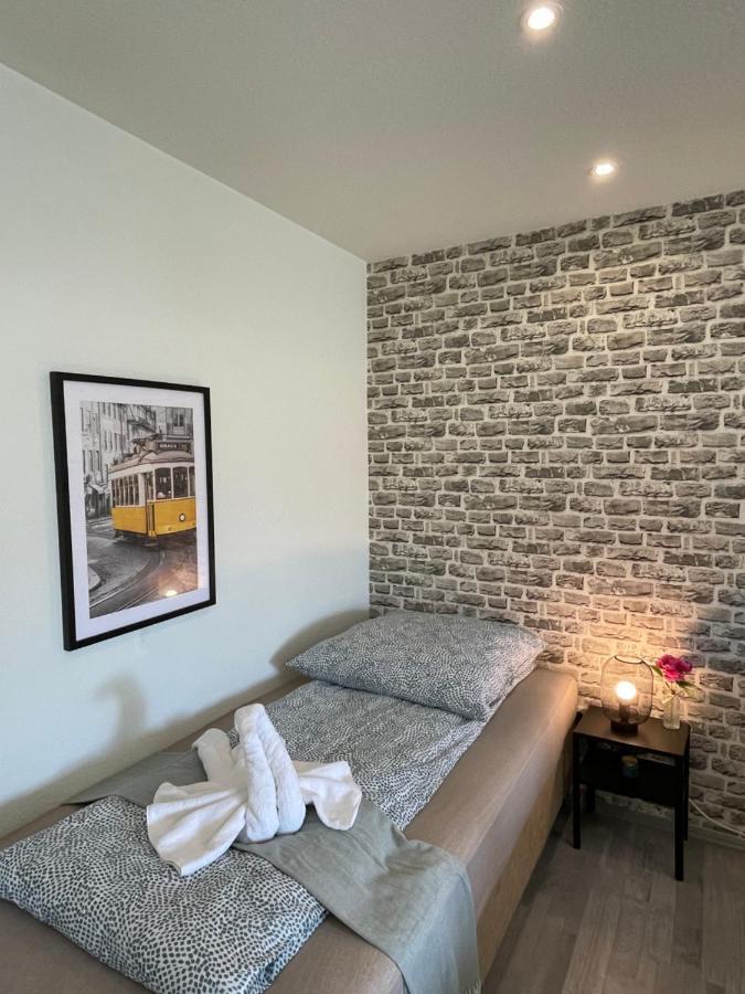 Comfortable Shared Apartment With Private Room In Wesseling Exterior photo